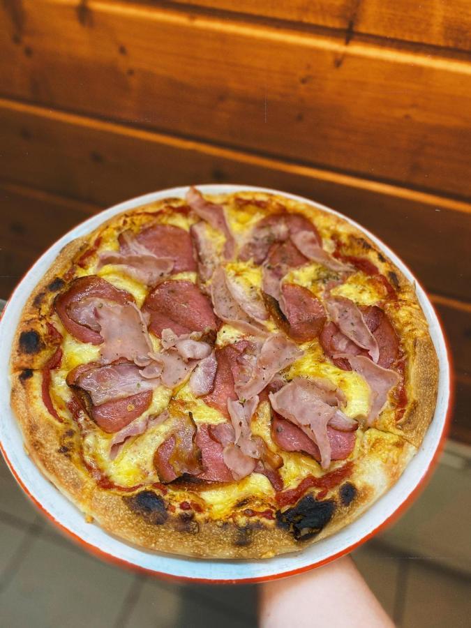 Penzion Kingo Nemšová 외부 사진